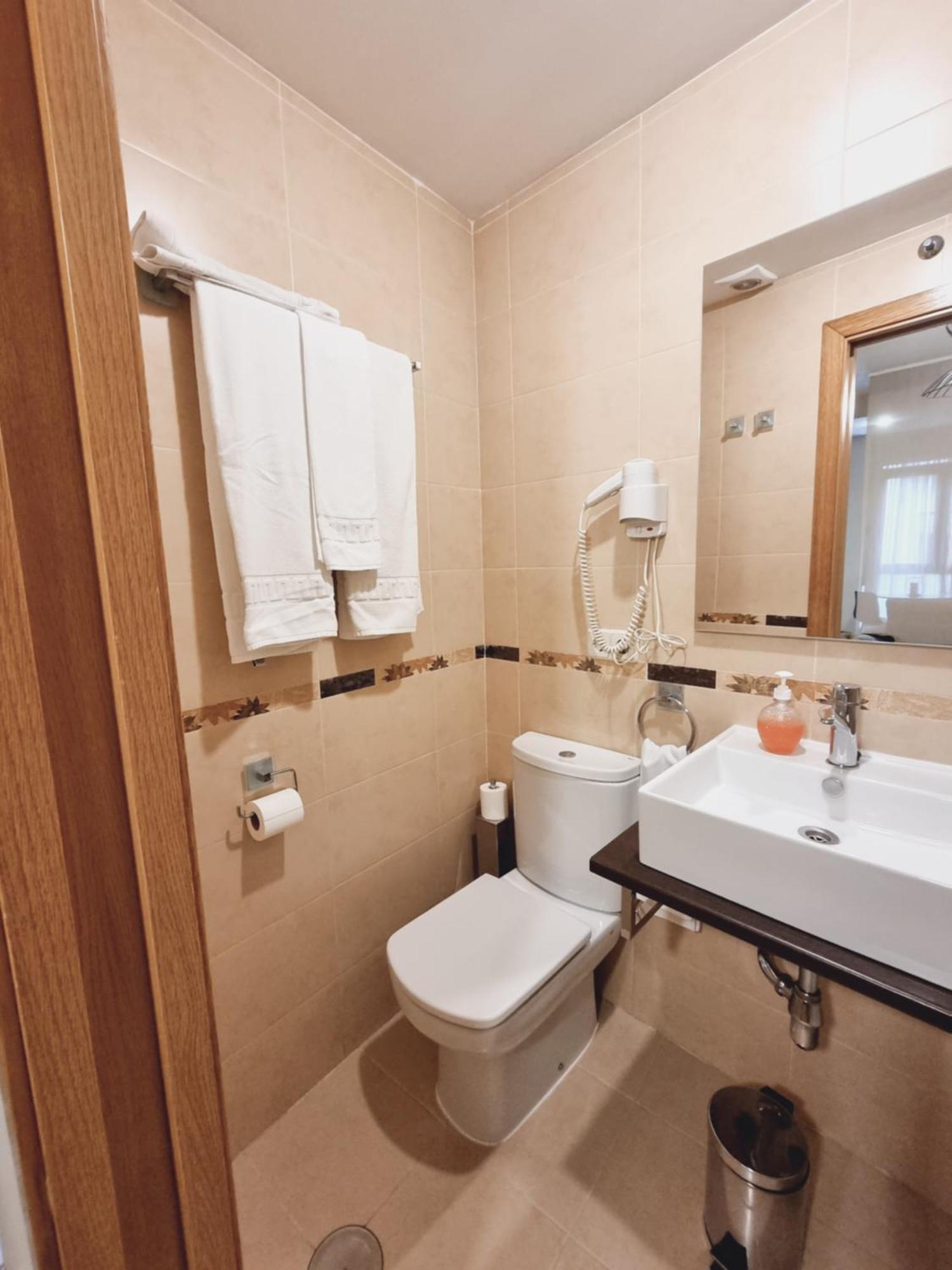 Apartamentos Salvia 4 Мадрид Екстериор снимка